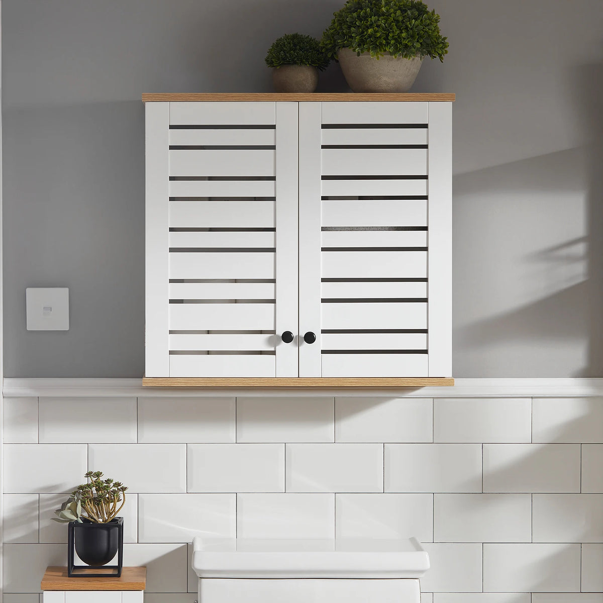 SoBuy BZR42-W Hanging wardrobe with Slat Doors Wall Cabinet Hanging wardrobe Kitchen wardrobe Medicine wardrobe Bathroom furniture