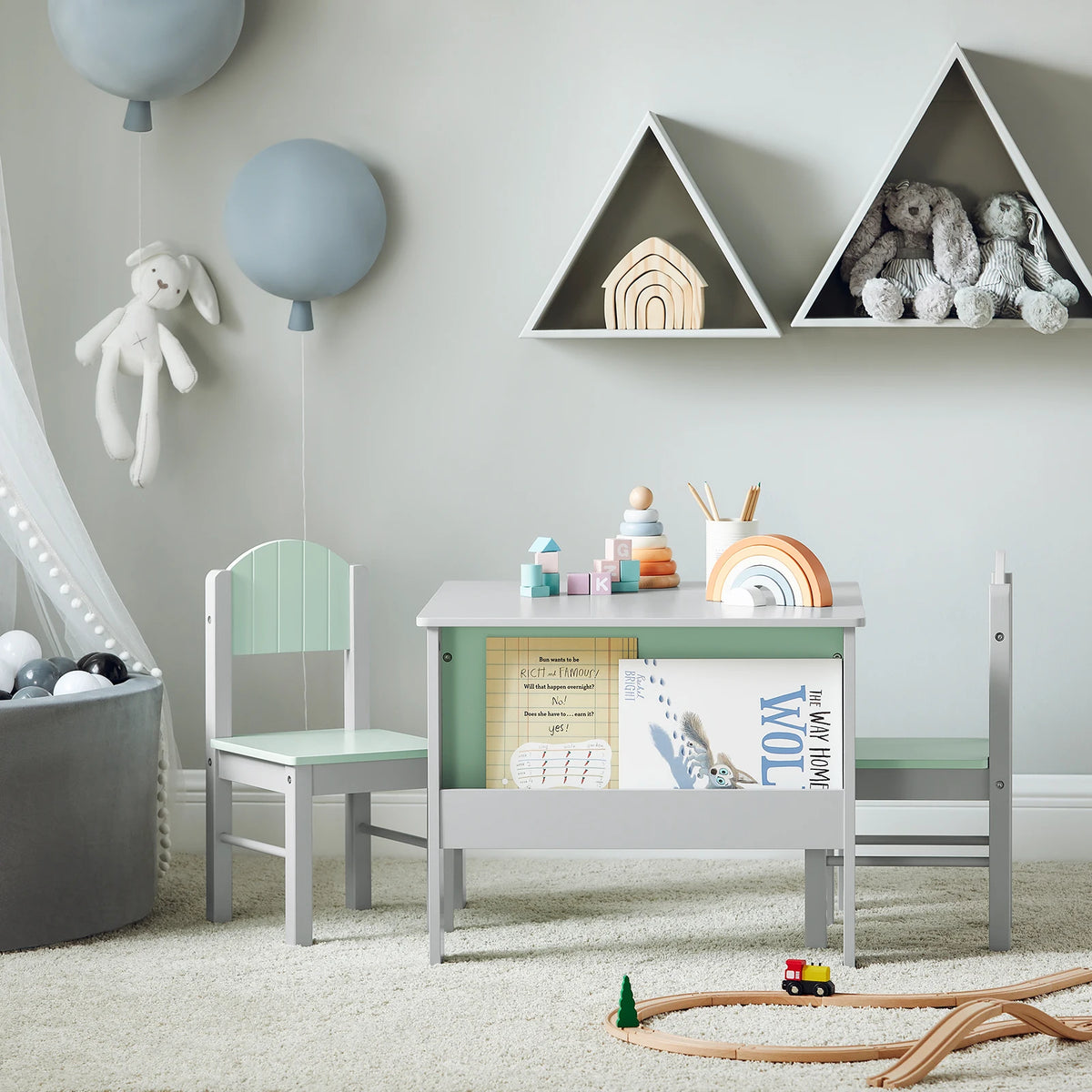 SoBuy KMB88-HG Children's table with Chairs Child Seat Group Inside Children table chair Set Painting Table for Children Seating Group Light Grey