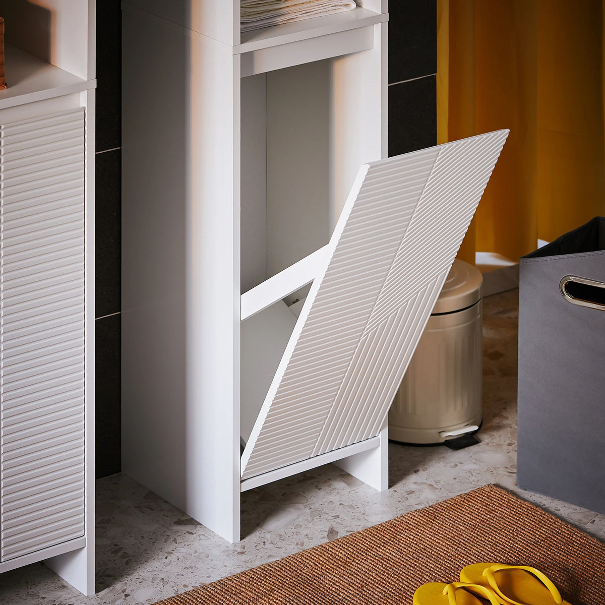 SoBuy BZR158-W Bathroom Cabinet High with laundry basket & Adjustable MDF Shelves, Open Shelves for Small 30x170x30cm
