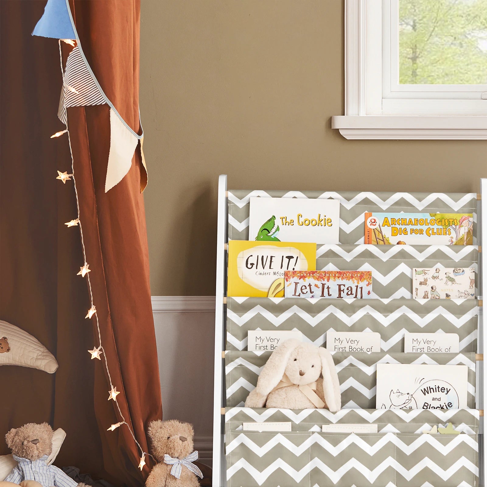 SoBuy KMB50 Children's Bookshelf Hanging hand fan Shelf Newspaper stand with 4 Shelves Book Rack BHT Approx: 63x76x28cm