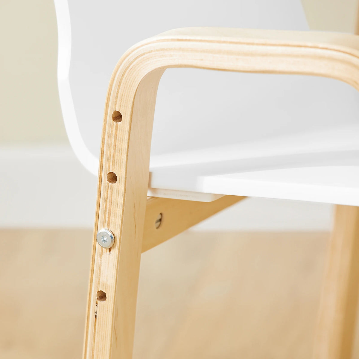 SoBuy KMB24-Wx2 set chair height adjustable chairs with armrests and backrest white seat height 23-35cm