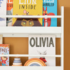 Bibliothèque murale pour enfant