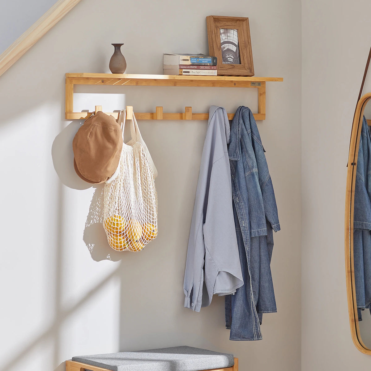 SoBuy FHK06-N Hallway wardrobe bathroom shelf Wall wardrobe with 6 hooks and storage towel holder made of bamboo BHT CA: 90x16.5x12.5 cm